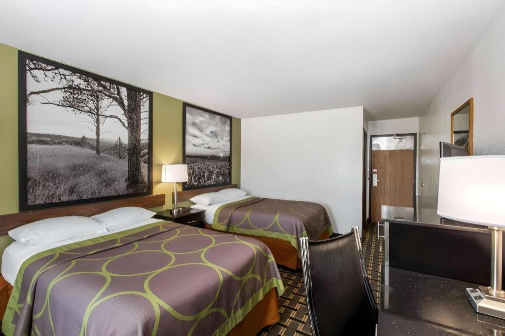 Super 8 By Wyndham Wayne Exterior foto